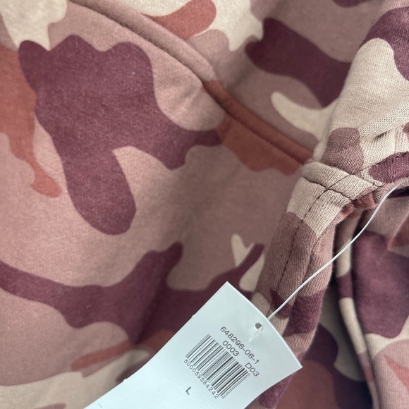 New Old Navy Fleece Jacket Large Camo Pullover 1/4 Zip Purple pink large - Picture 3 of 5